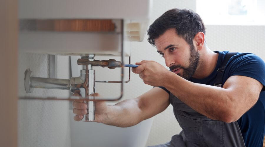 Garbage disposal repair in Evansdale, IA